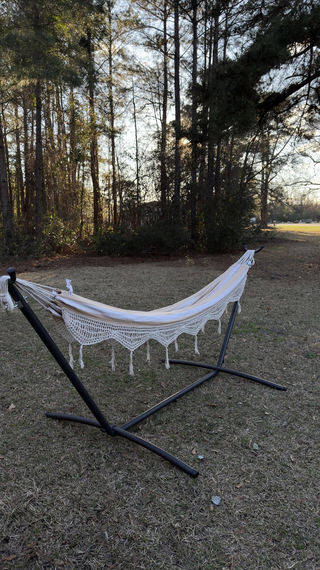 Amazon Basics Double Hammock with 9-Foot Space Saving Steel Stand and Carrying Case, 2 Person, 450 lb Capacity customer photo 2
