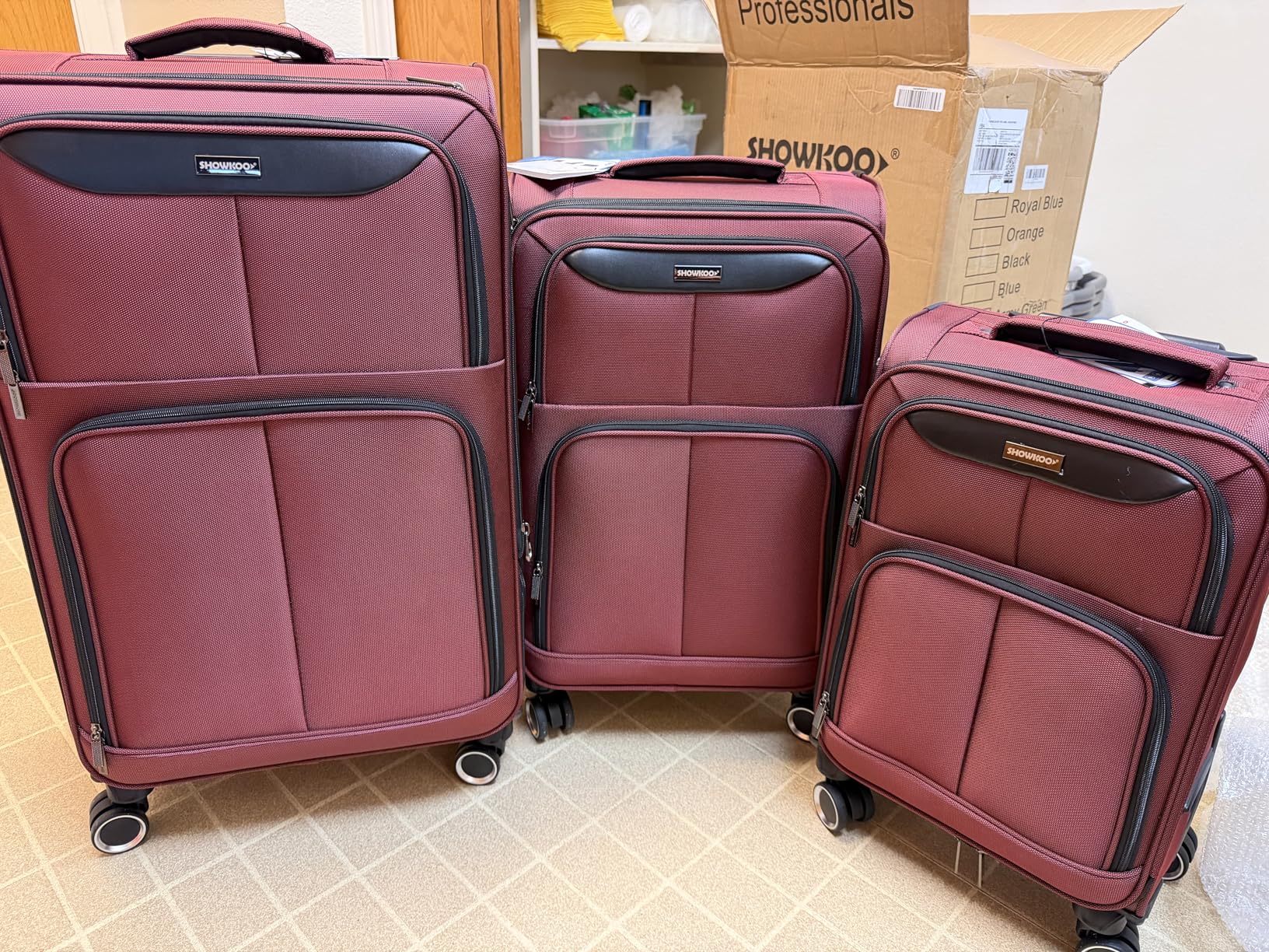 SHOWKOO Luggage Sets 3 Piece Softside Expandable Lightweight Durable Suitcase Sets Double Spinner Wheels TSA Lock Black (20in/24in/28in) customer photo 2