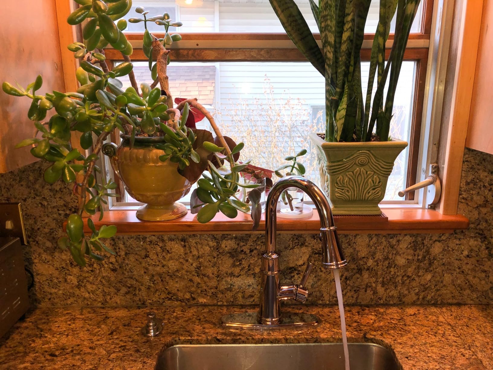 Moen Belfield Chrome Smart Faucet Touchless Pull Down Sprayer Kitchen Faucet with Voice Control and Power Boost, 7260EVC customer photo 2