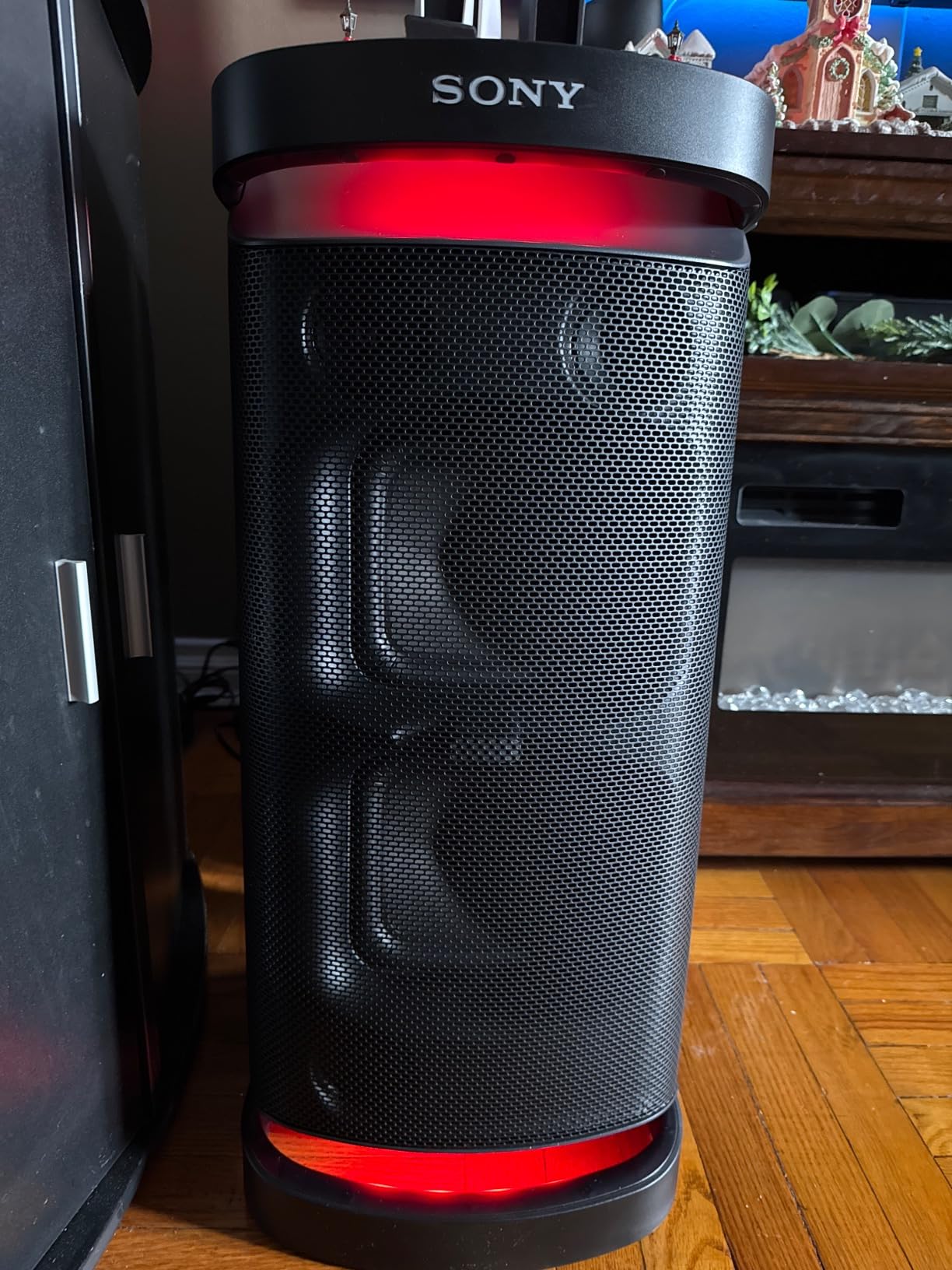 Sony SRS-XP700 X-Series Wireless Portable-BLUETOOTH-Karaoke Party-Speaker IPX4 Splash-resistant with 25 Hour-Battery, Black customer photo 2