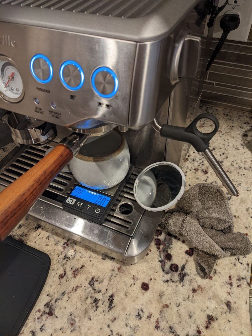 (Latest Version) Espresso Scale with Timer 1000g x 0.1g, Espresso Coffee Scale for Drip Tray, 35 Ounces/0.01oz,Coffee Scale Espresso with Silicone Mat,Large Backlit Display,Batteries customer photo 1