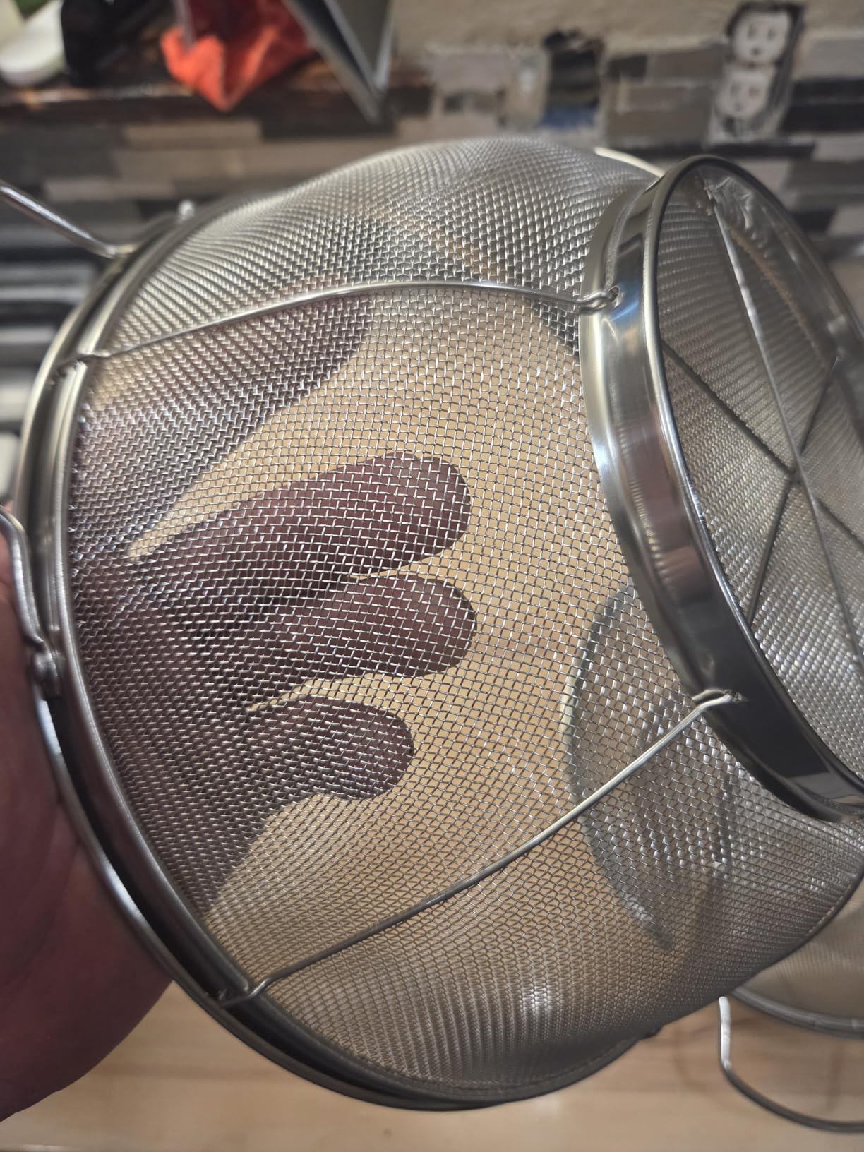 3 Pack 18/8 Stainless Steel Colander Sieves(5-Quart, 4-Quart and 3-Quart), Mesh Strainer Net Baskets with Handles & Resting Base for Strain, Drain, Rinse or Steam customer photo 2