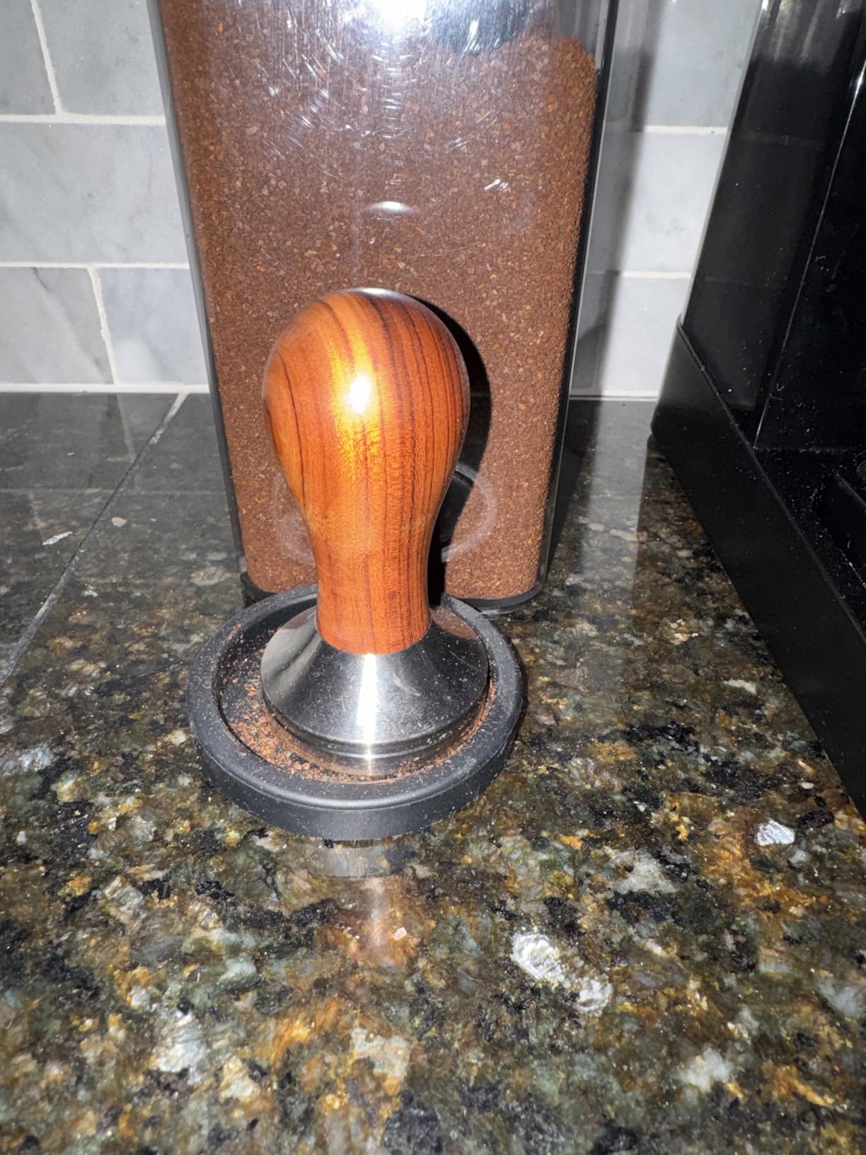 Coffee Tamper Espresso Press with Tamper Mat 304 Stainless Steel Flat Base Wooden Handle for Coffee Grounds Barista Espresso Machines Accessory (51MM) customer photo 1