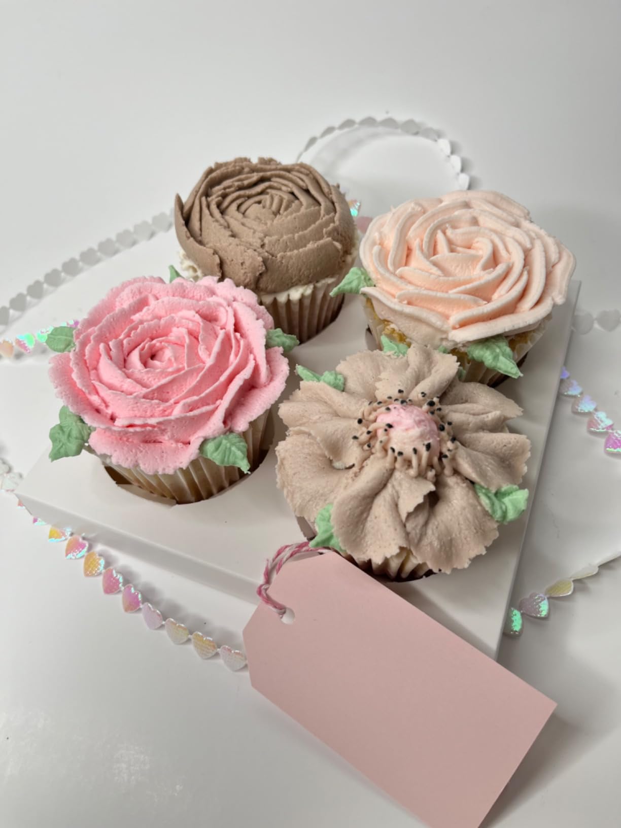 8 Pcs Rose Flower Piping Tips Set,Petal Icing Tips with 10 Pcs Disposable Piping Bags for Cake Decorating customer photo 2