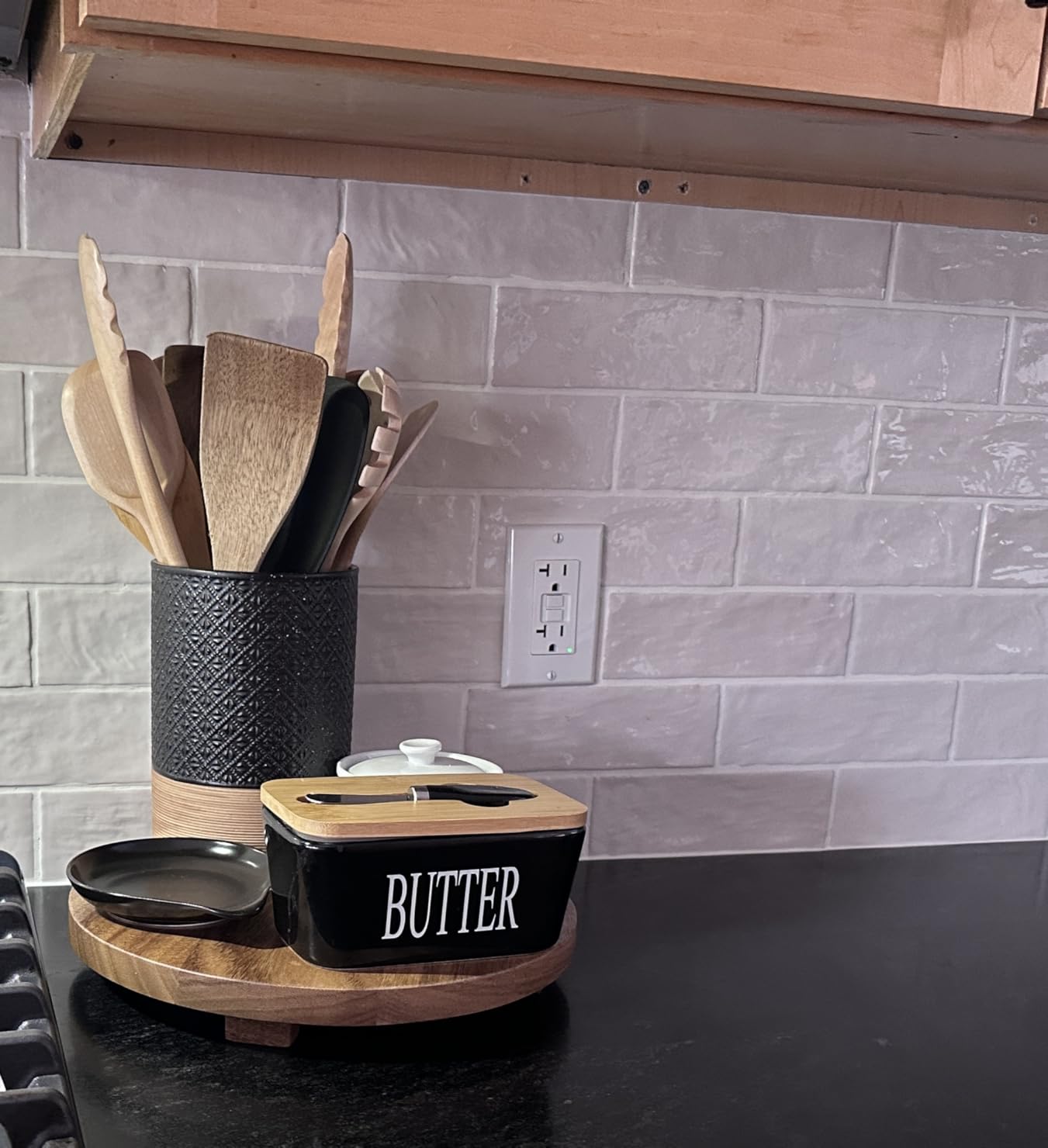 Ceramic Butter Dish with Wooden Lid, Large Butters Container Keeper Storage with Stainless Steel Knife Spreader, Bamboo Cover and Silicone Sealing Ring for West East Coast, Black customer photo 1