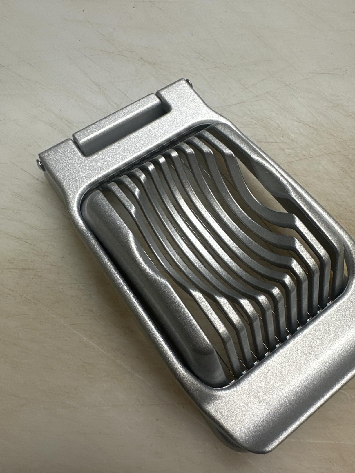 Yuzxaun Egg Slicer for Hard Boiled Eggs, Stainless Steel Wire, Heavy Duty Aluminium Egg Cutter Dishwasher Safe for Egg Strawberry Soft Fruit, Sliver customer photo 1