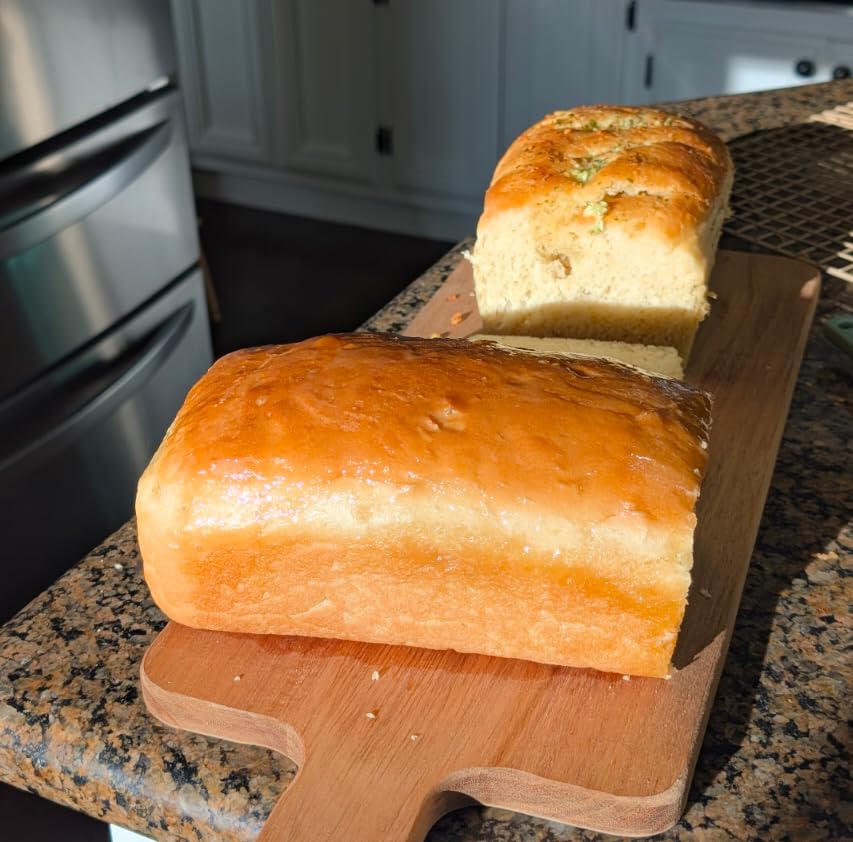 Lodge Seasoned Cast Iron Loaf Pan - Pre-Seasoned Rectangular Cast Iron Bakeware customer photo 1