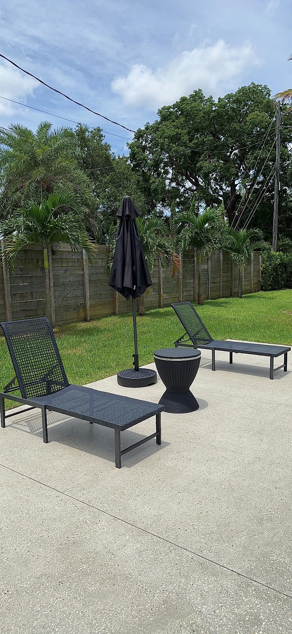 Tangkula Outdoor Cool Bar Table, Rattan Style Patio 8 Gallon Beer and Wine Cooler, All-Weather Ice Bucket w/Height Adjustable Top, Drainage Plug, 3-in-1 Cocktail Coffee Table for Party, Pool (Coffee) customer photo 2