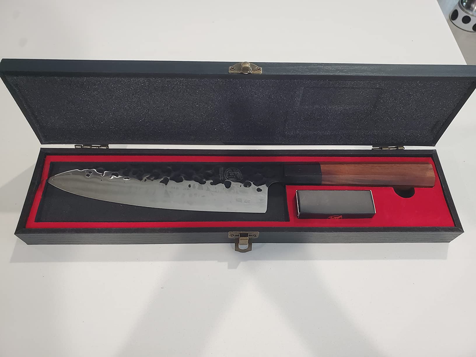 MITSUMOTO SAKARI 8 inch Gyuto Chef Knife, Japanese Hand Forged Kitchen Chef's Knives, 3-Layer 9CR18MOV High Carbon Steel, Rosewood Handle & Sandalwood Box customer photo 2