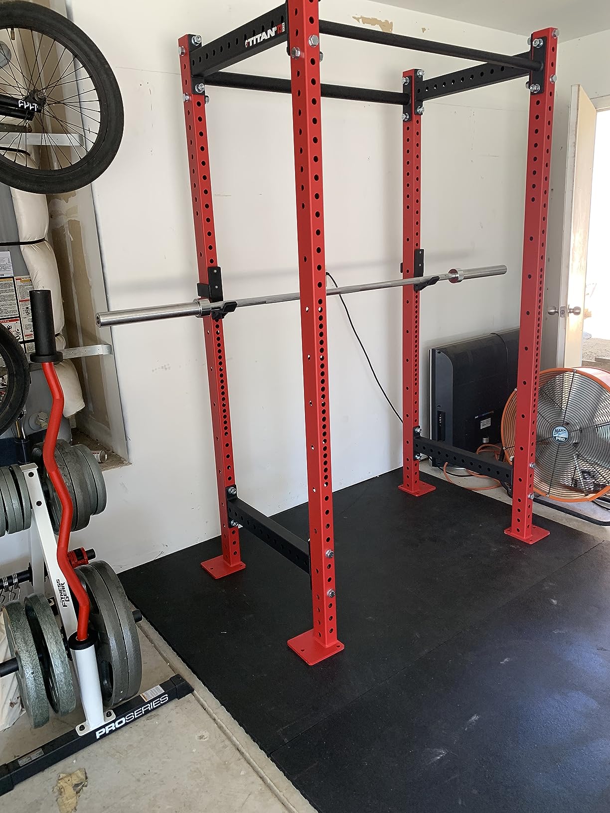 Titan Fitness T-3 Series Power Rack, 1,100 LB Capacity Cage for Weightlifting and Strength Training customer photo 1