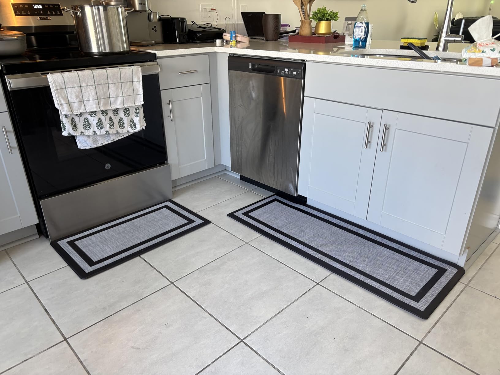 Mattitude Kitchen Mats Set of 2,Cushioned Anti-Fatigue Non-Skid Rug Sets Ergonomic Comfort Standing Mat for Kitchen, Floor, Office, Sink, Laundry, Black and Gray customer photo 2