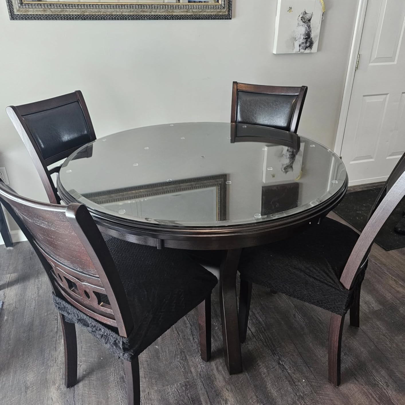 New Classic Furniture Gia 5-Piece Round Counter Height Set with 1 Dining Table and 4 Chairs, 42