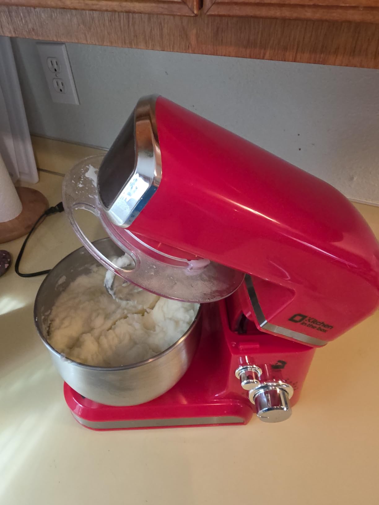 Kitchen in the Box Stand Mixer, 3.2Qt Small Electric Food Mixer, 6 Speeds Portable Lightweight Kitchen Mixer for Daily Use with Egg Whisk, Dough Hook, Flat Beater, Black customer photo 1