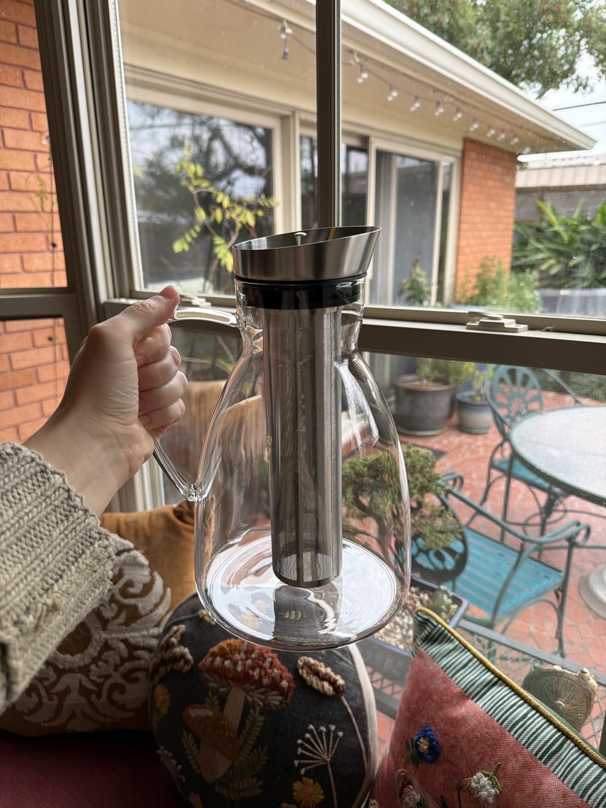 Teabloom Large Multi-Brew Glass Teapot + Kettle + Pitcher (68 OZ / 2.0 L / 8 CUPS) - Brew and Serve Hot Tea, Iced Tea, Cold Brew Tea and Fruit Infused Water - Silhouette Tea Maker customer photo 1