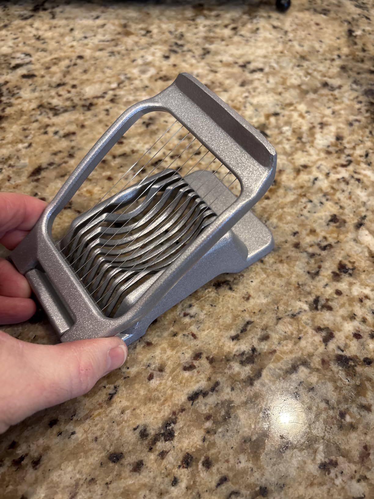 Egg Slicer for Hard Boiled Eggs Egg Cutter Strawberry Slicer Heavy Duty Aluminium Tomato Slicer Stainless Steel Wire Multipurpose Egg Slicer Dicer for Soft Fruit Mushroom Home Use customer photo 1