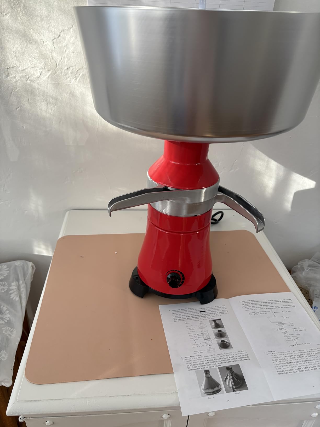 Milk Cream Centrifugal Separator Electric Cream Separator Stainless Steel 100L/H Goat Cow Milk Separator Turning Raw or Whole Milk into Cream and Skim Milk for 110V 100W customer photo 2
