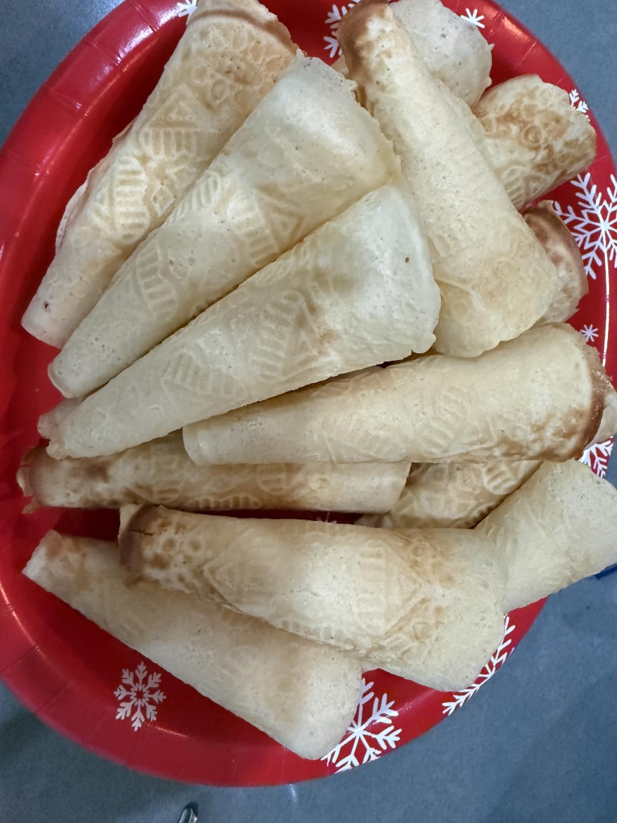 MasterChef Krumkake Baker-Make 2 Homemade Pizzelle Like Cookies, Great for Cannoli Filling & Waffle Cones, Fun Nonstick Electric Iron Press Kitchen Appliance- Homemade Treat Maker, Must Have Dessert customer photo 1