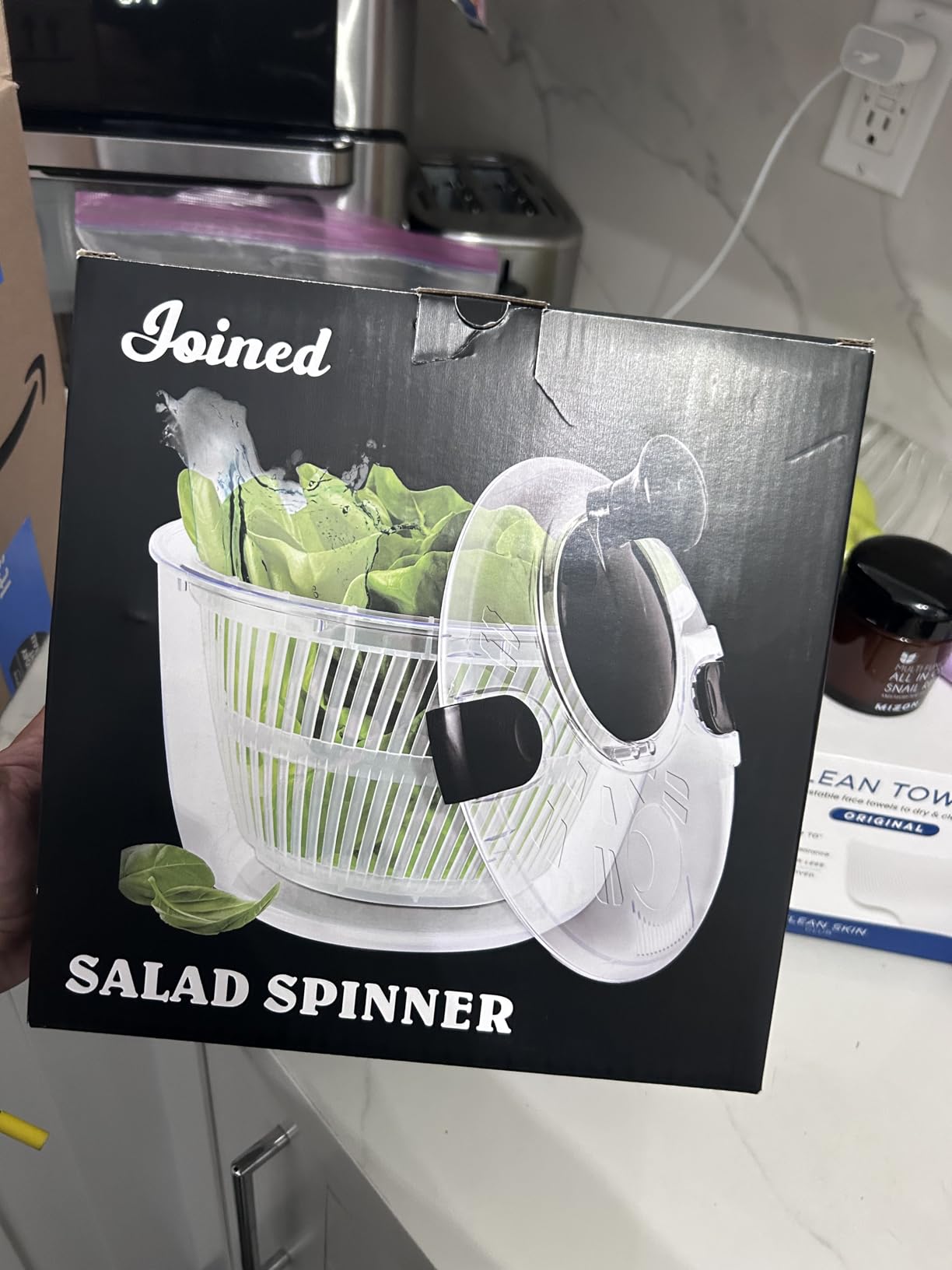 Joined Large Salad Spinner with Drain, Bowl, and Colander - Quick and Easy Multi-Use Lettuce Spinner, Vegetable Dryer, Fruit Washer, Pasta and Fries Spinner - 5.28 Qt customer photo 1