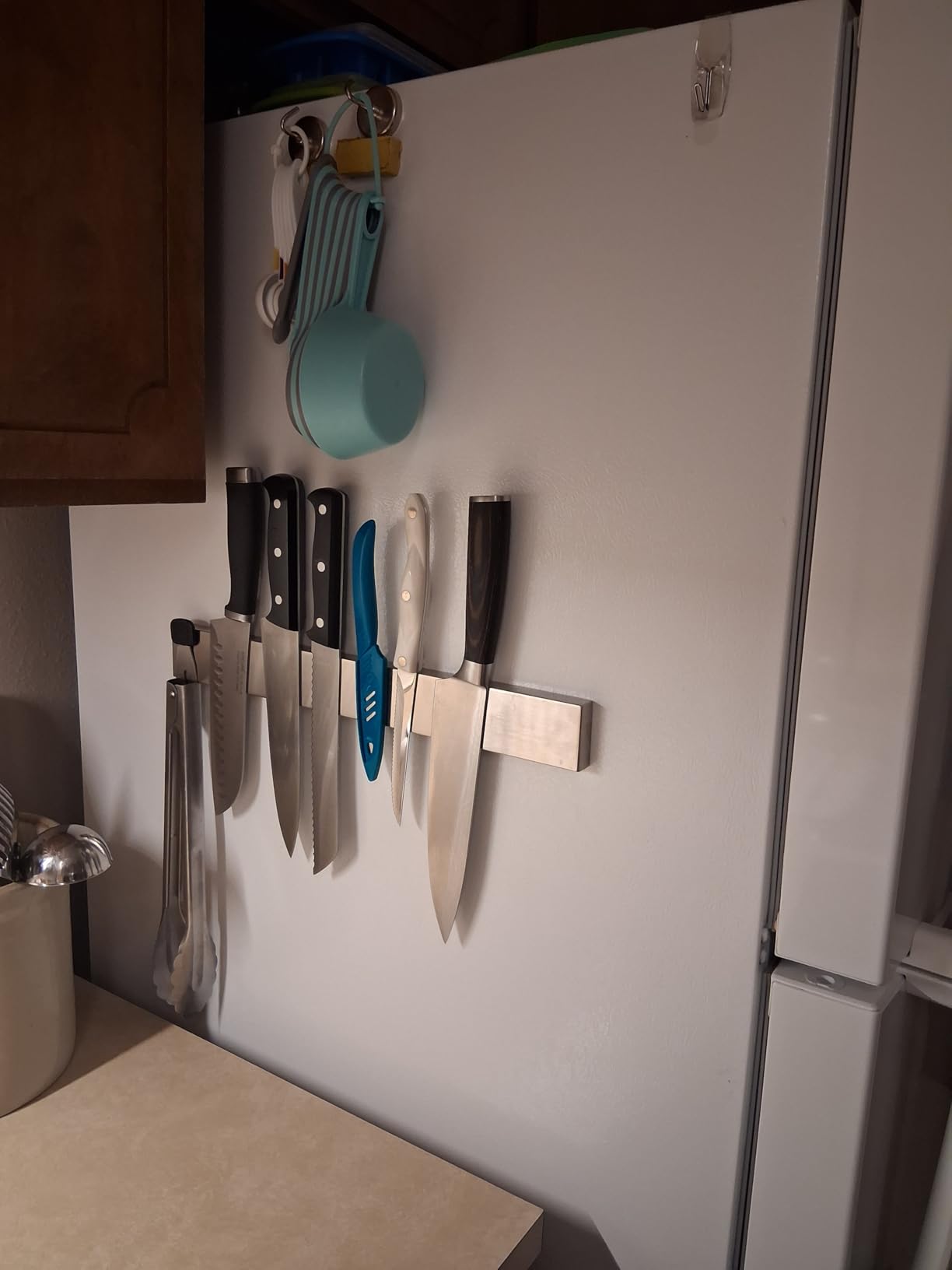 Modern Innovations 12 Inch Magnetic Knife Holder for Refrigerator, Magnetic Knife Holders for Fridge or Kitchen Wall No Drilling, Magnet Strips for Knives & Metal Utensils, Tool Rack, Stainless Steel customer photo 1