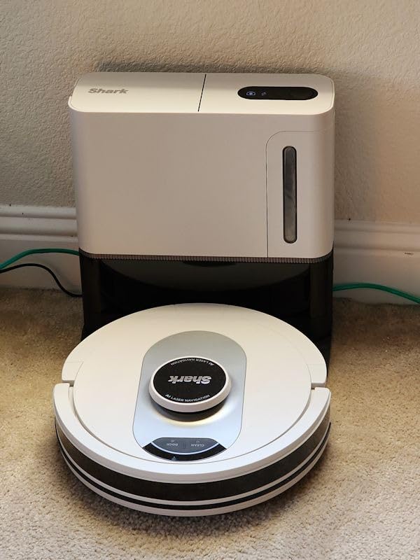 Shark Matrix Clean | Robot Vacuum Cleaner with Powerful Suction for Pet Hair, Rugs, Carpets & Hard Floors | Self-Empty Base | 60-Day Capacity | Voice Control | LiDAR Navigation | Cool Grey | AV2511AE customer photo 1