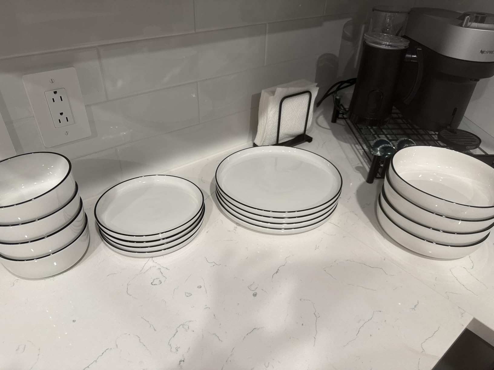 Gibson Home Oslo Dinnerware Set for 4, 16-Piece White Porcelain Plates and Bowls - Ceramic Dish Set | Microwave & Dishwasher Safe customer photo 2