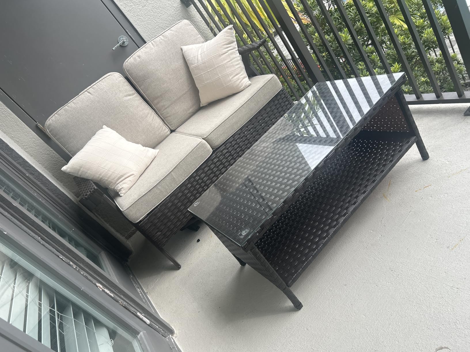 Outdoor Wicker Coffee Table Patio Furniture Garden Rattan 2-Layer Glass Table with Storage and Furniture Cover, Brown customer photo 1