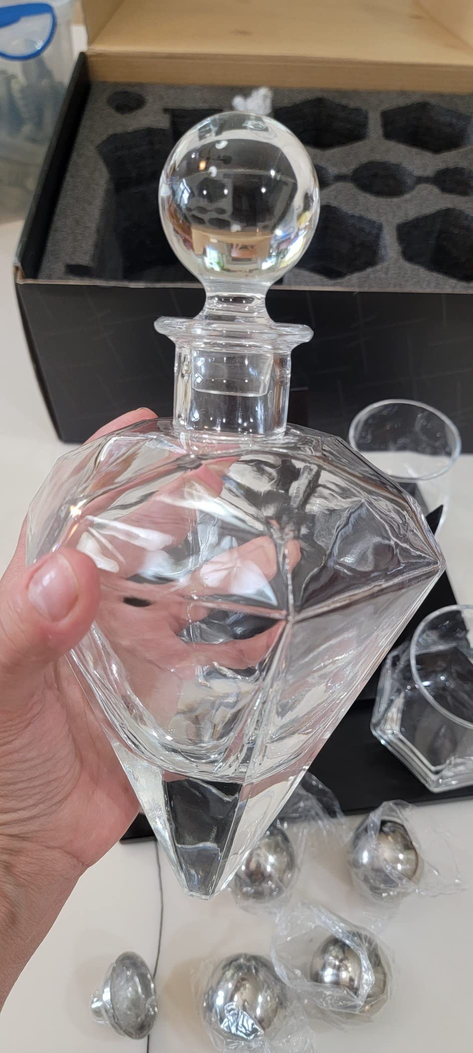Diamond Whiskey Decanter Sets for Men with ChillBall &Tray,Whiskey Decanter Set Liquor Dispenser Bourbon Decanter Whiskey Set Gifts for Men customer photo 1