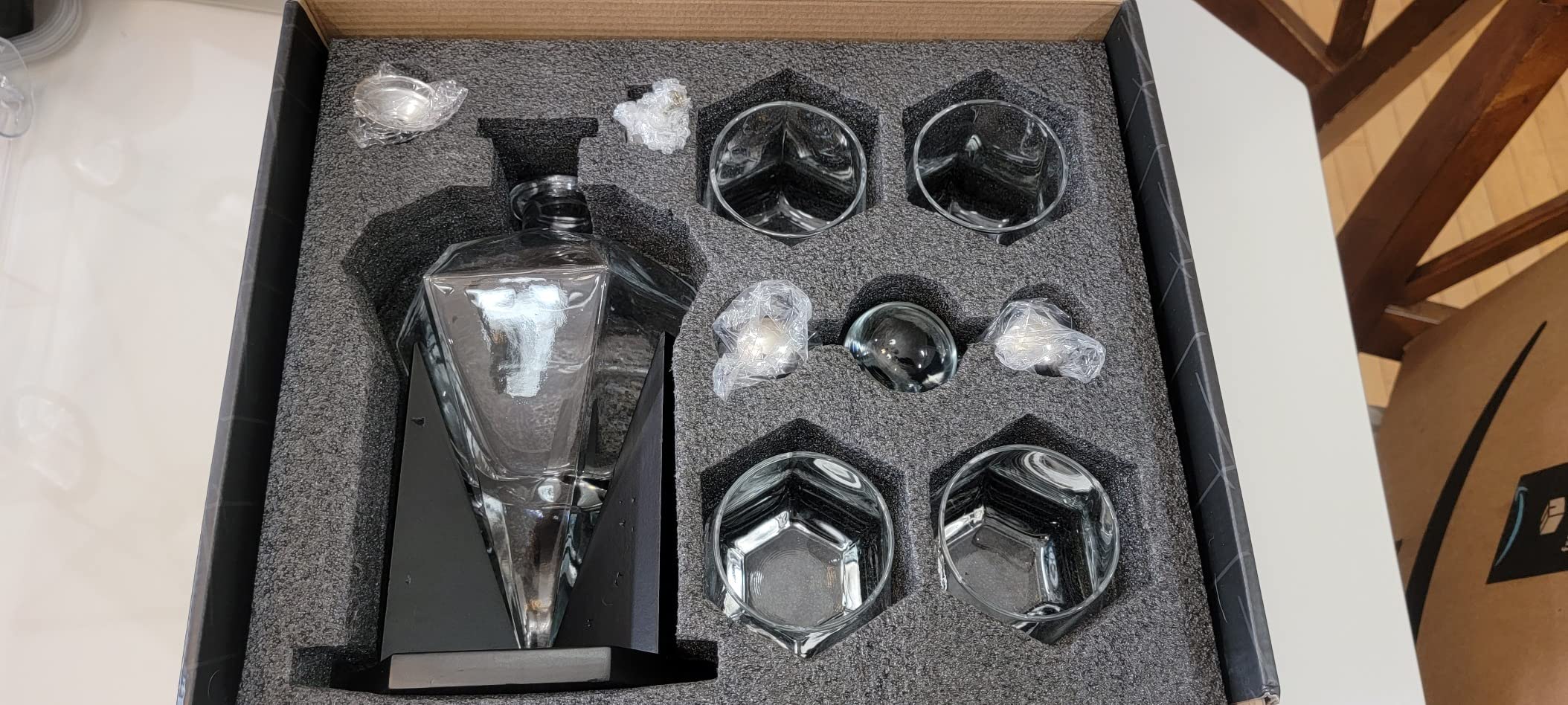 Diamond Whiskey Decanter Sets for Men with ChillBall &Tray,Whiskey Decanter Set Liquor Dispenser Bourbon Decanter Whiskey Set Gifts for Men customer photo 2
