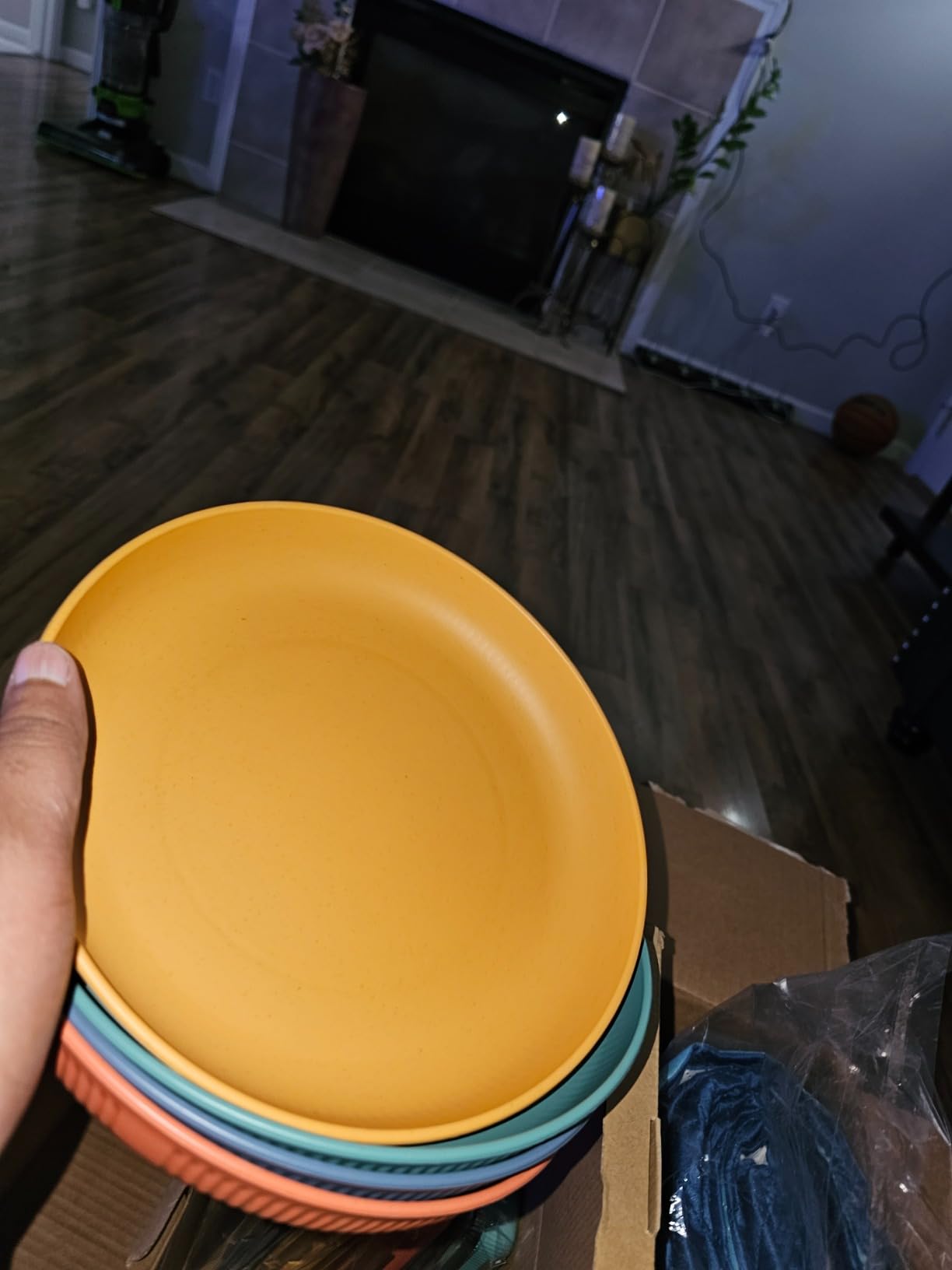 48 Pcs Dinnerware Sets, Unbreakable Plates and Bowls Sets, Reusable Dinnerware Sets for 4 People, Travel Camping Picnic Home Party Cutlery Set, Dishwasher Microwave Safe Dishes customer photo 2
