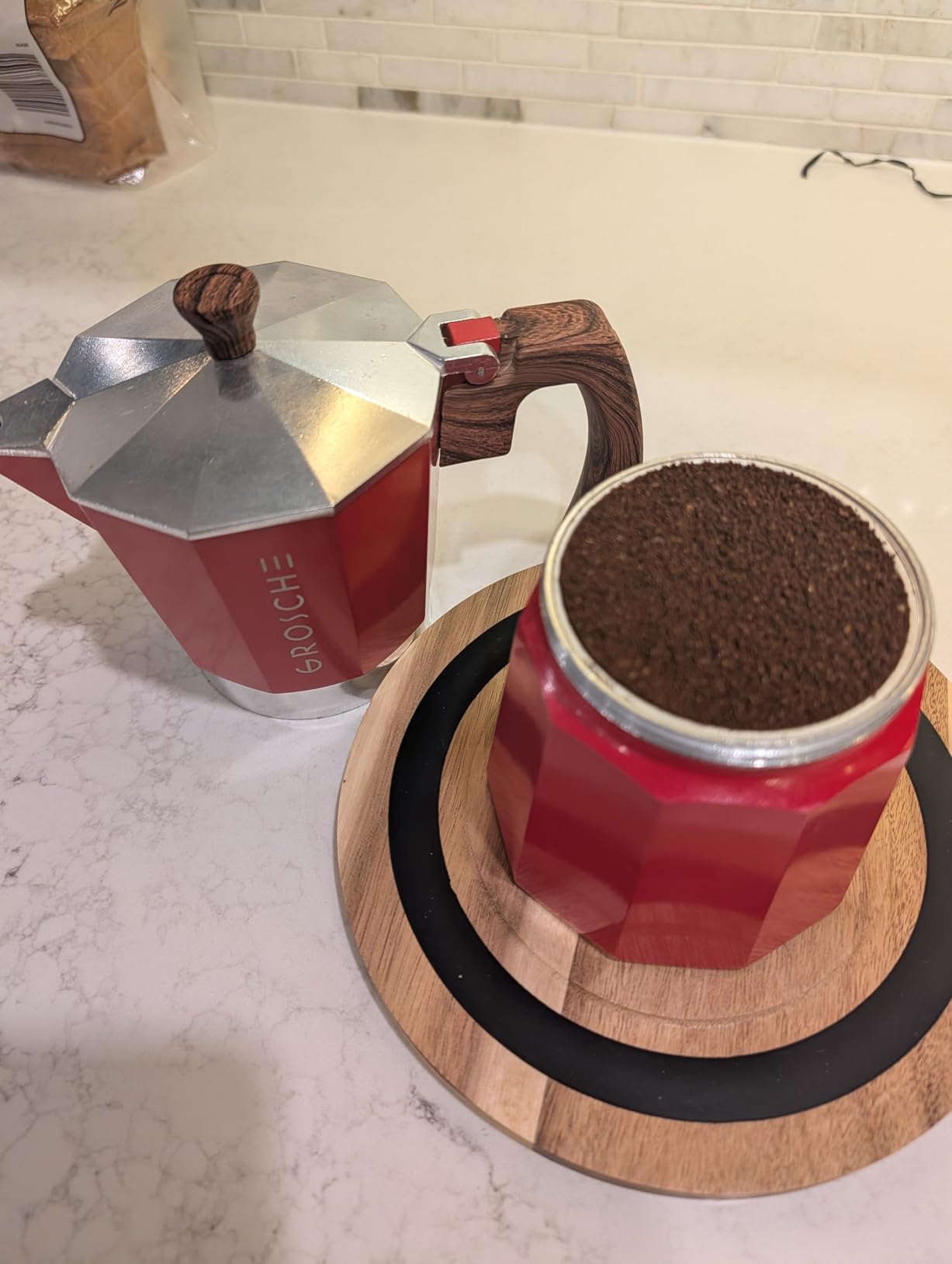 GROSCHE Milano Moka pot, Stovetop Espresso maker, Greca Coffee Maker, Stovetop coffee maker and espresso maker percolator (Indigo, 9 cup) customer photo 2