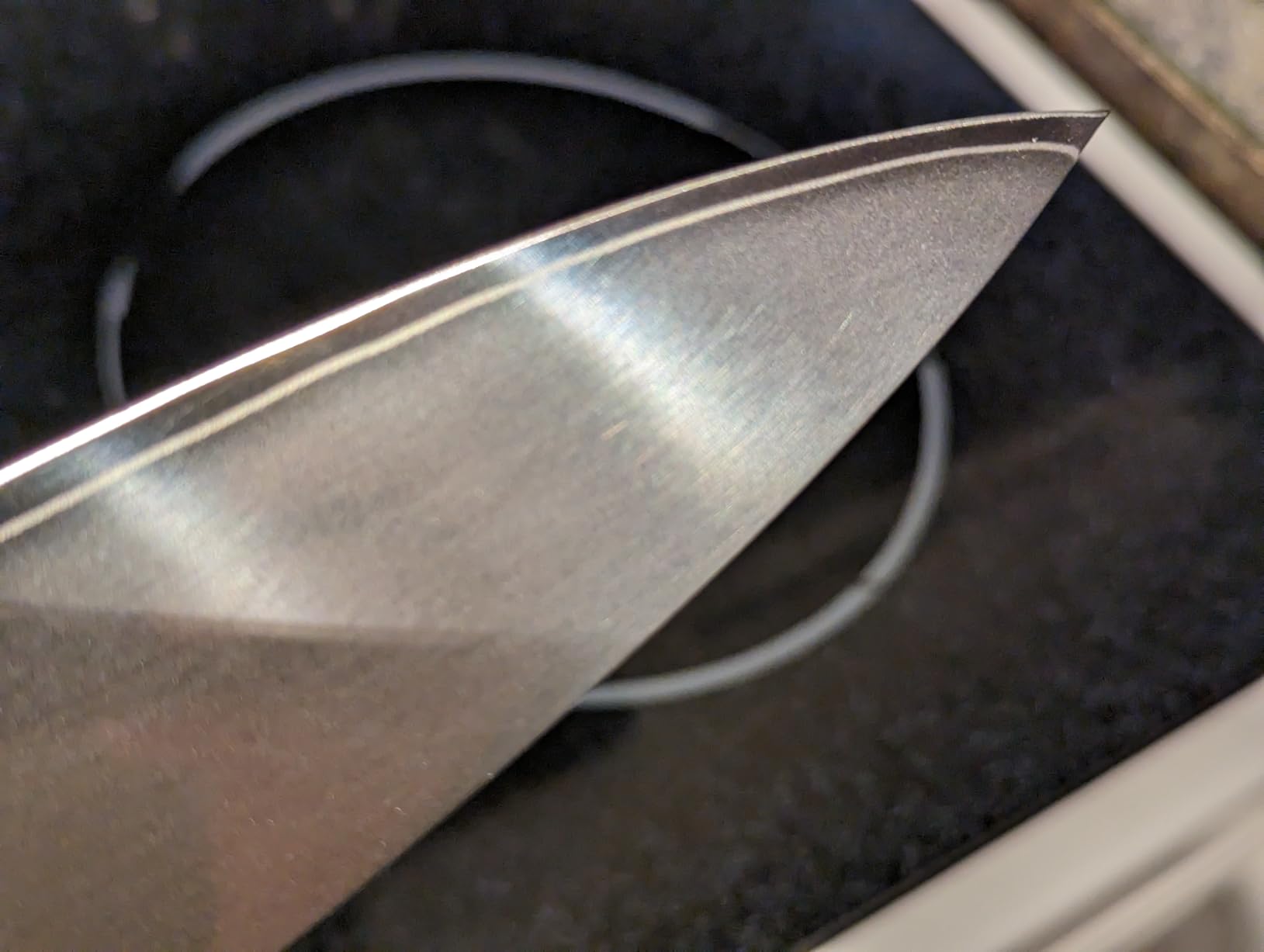 HOSHANHO Kitchen Knife in Japanese High Carbon Steel, Professional High-Class Chef's Knife 8 inch, Non-slip Ultra Sharp Cooking Knives with Ergonomic Handle customer photo 1