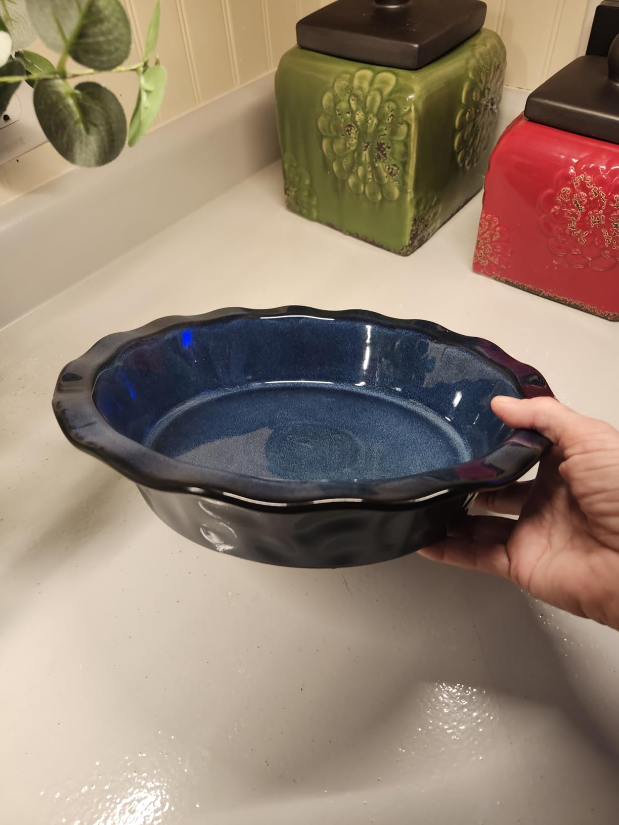 vicrays Ceramic Pie Pan for Baking - 9 inch Pie Plate, Round, Fluted and Deep Pie Dish for Tart, Pizza, Apple Pie, Quiche, Pot Pies, Cake - Reactive Glaze (Starry Blue) customer photo 1