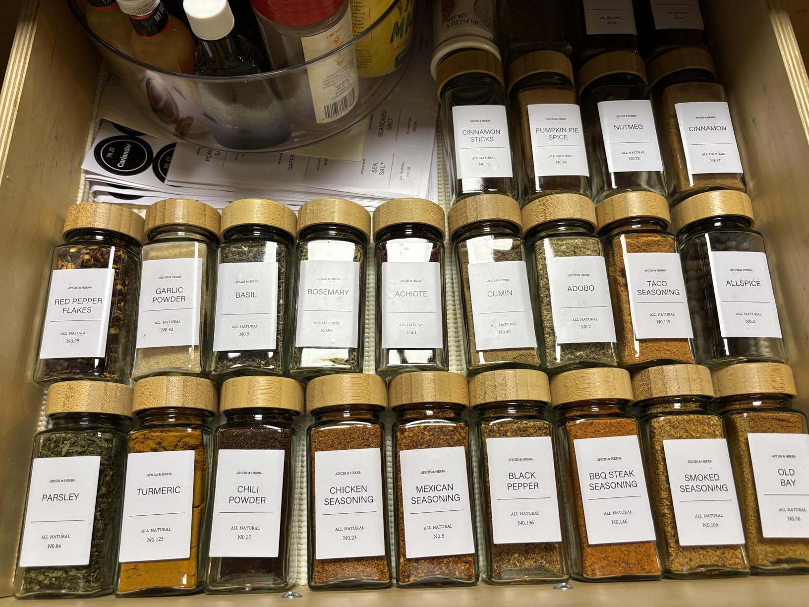 DIMBRAH Spice Jars with Label 24Pcs,Seasoning Containers,Glass Spice Jars with Bamboo Lids,Kitchen Essentials,Spices Container Set,Kitchen Set,Seasoning Organizer,Spice Rack Organizer for Cabinet customer photo 2