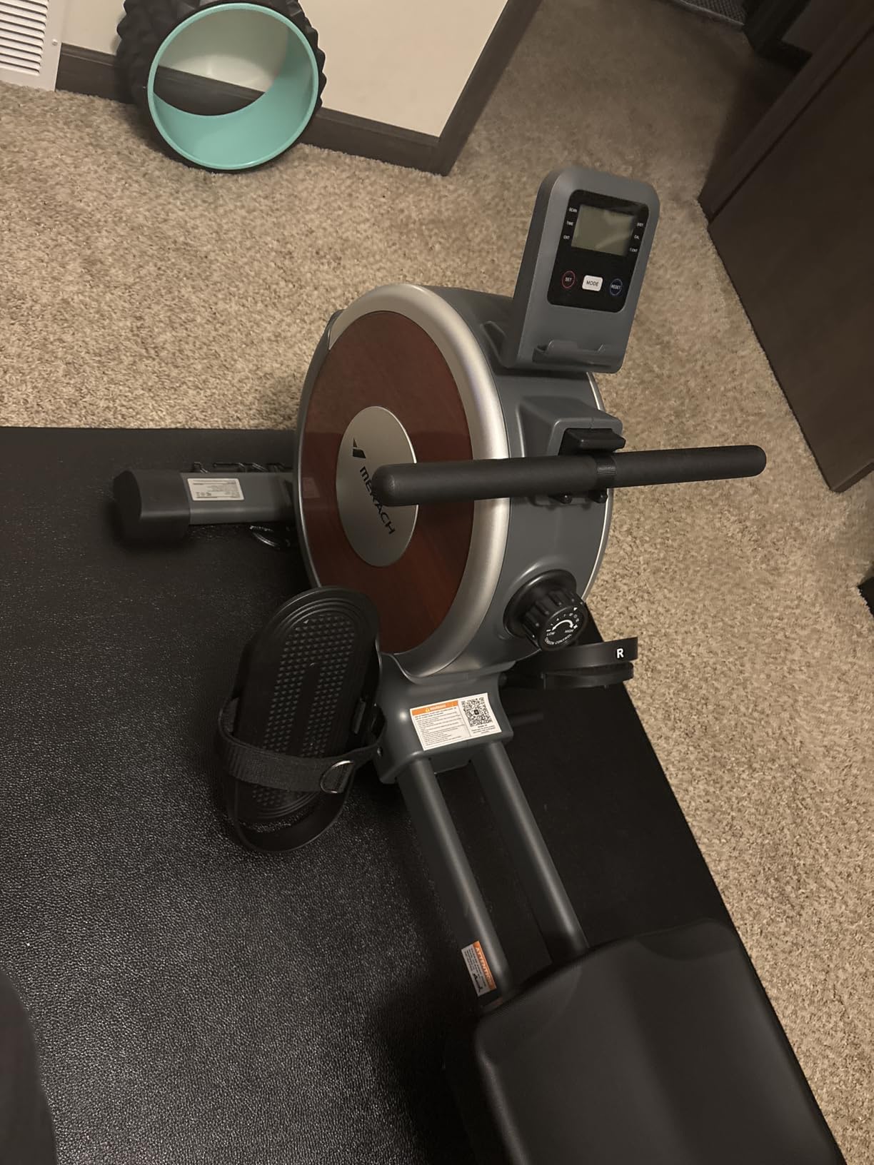 MERACH Rowing Machines for Home, Magnetic Rowing Machine with 16 Levels, Rower Machine of Quiet Resistance, Dual Slide Rail with Max 350lbs Weight Capacity, App Compatible customer photo 1