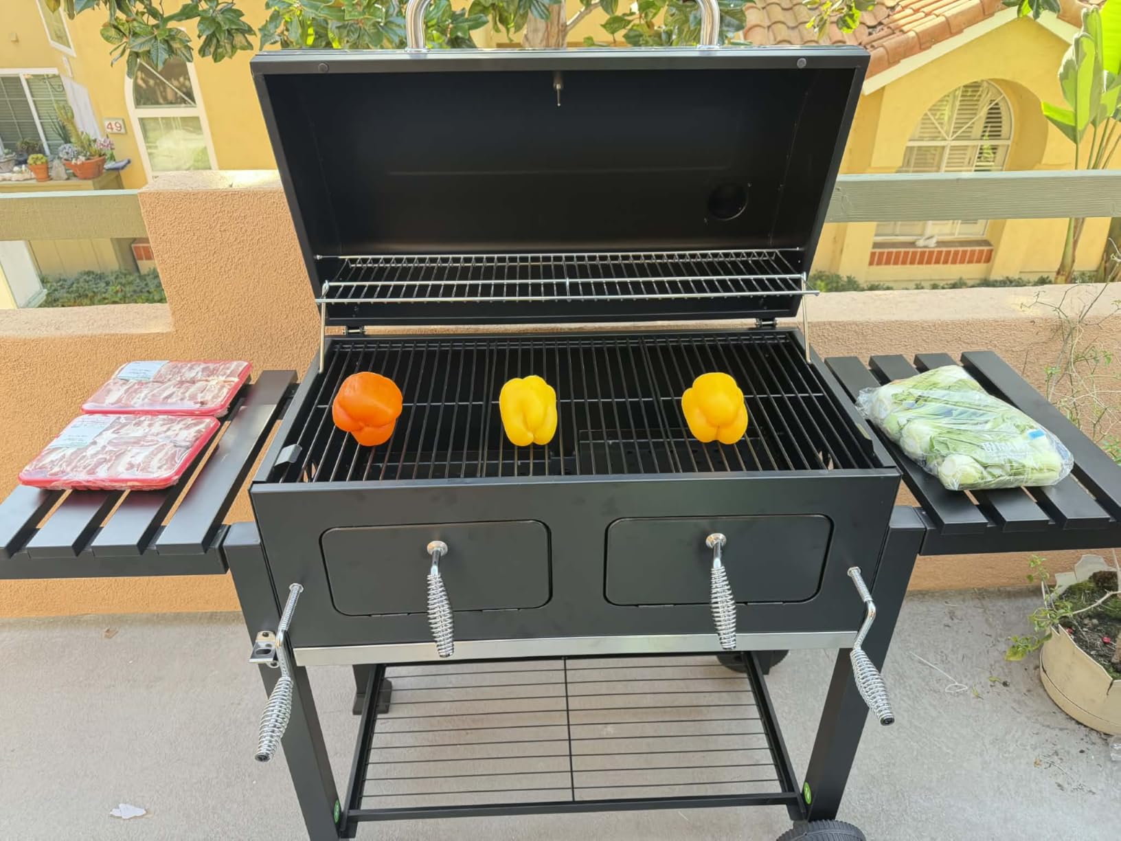 Sophia & William Extra Large Charcoal BBQ Grills with 794 SQ.IN. Cooking Area, Heavy Duty Outdoor Barbecue Grill with 2 Individual Lifting Charcoal Tray and 2 Foldable Side Table, Black customer photo 2