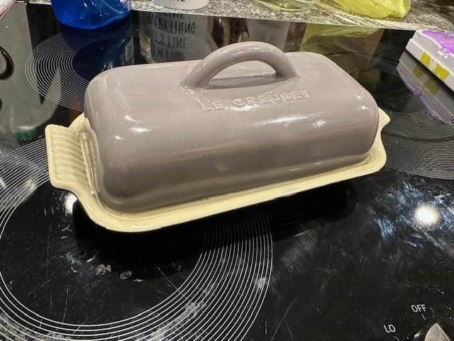 Le Creuset Stoneware Heritage Butter Dish, White customer photo 2