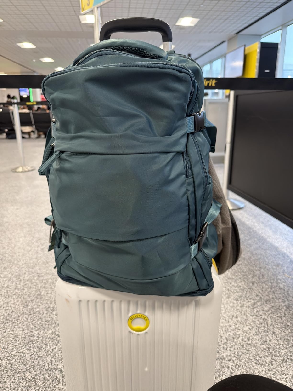 Travel Backpack For Women Men Airline Approved Carry On Backpack Flight Approved Waterproof Sports Luggage Backpack Casual Daypack Small Hiking Backpack customer photo 2