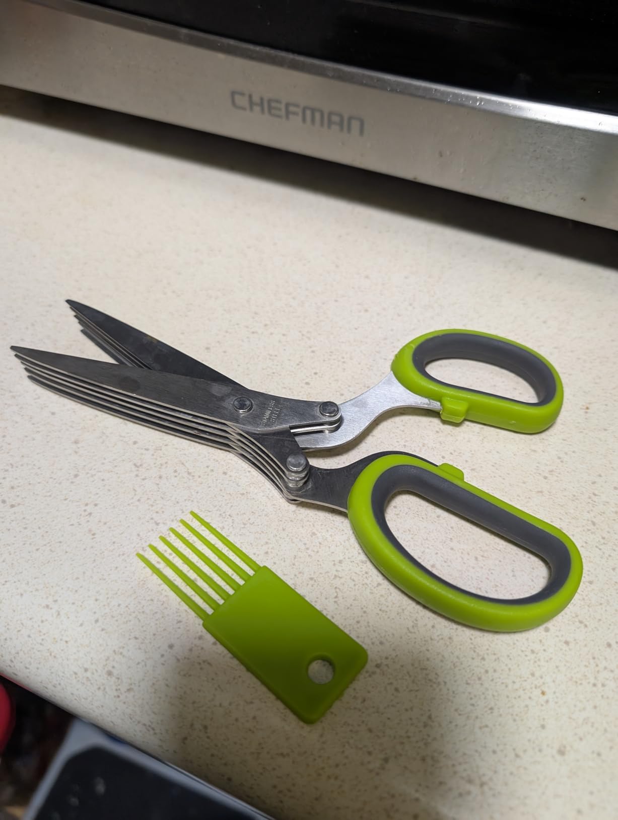 Herb Scissors, Premium Stainless Steel 5 Blade Kitchen Salad Scissors Dishwasher Safe, Sharp and Convenient 5 Blade with Safety Cover, Herb Stripping Tool and Cleaning Comb customer photo 2