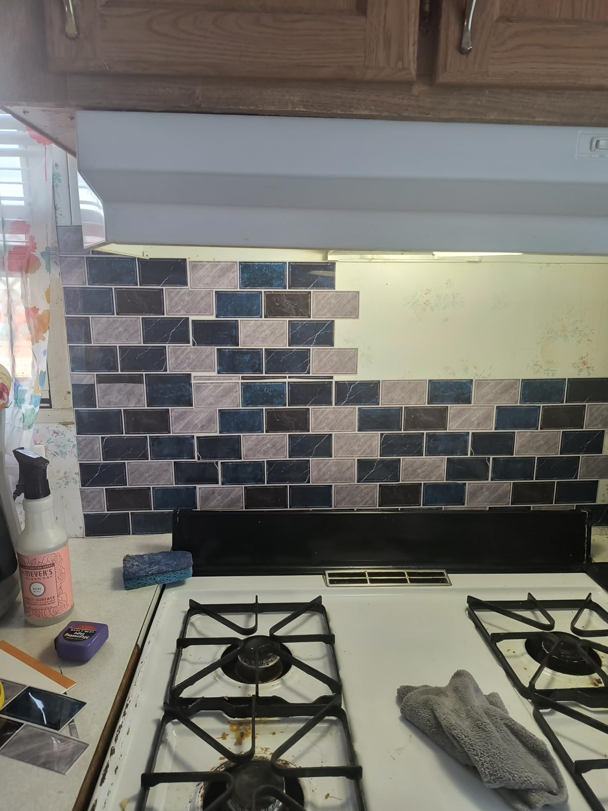URCOLOR 10-Sheet backsplash Tile for Kitchen Peel and Stick,12