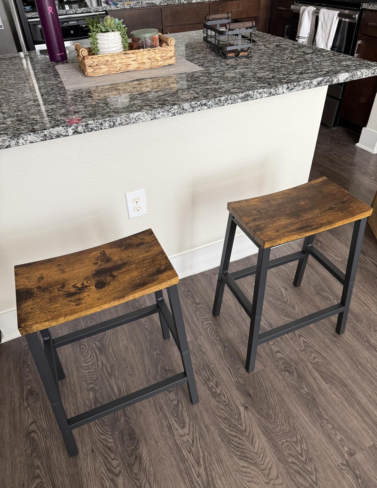 HOOBRO Bar Stools, Set of 2 Bar Chairs, 23.6 Inch Saddle Stools, Kitchen Counter Seat with Footrests, Industrial Barstools for Dining Room, Kitchen, Counter, Rustic Brown and Black BF02MD01 customer photo 2