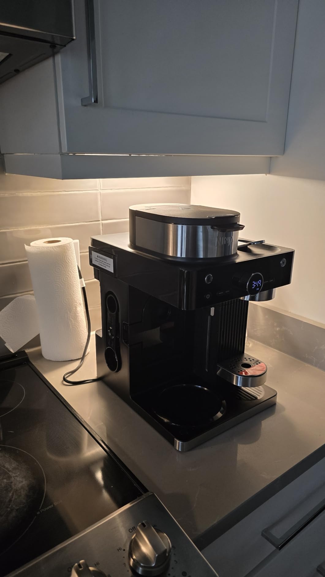 Ninja Espresso & Coffee Maker & Barista System, 3 Espresso Brew Styles, Single-Serve Coffee & Nespresso Capsule Compatible, Built-in Frother, Espresso, Cappuccino & Latte Maker, Black, CFN601 customer photo 1