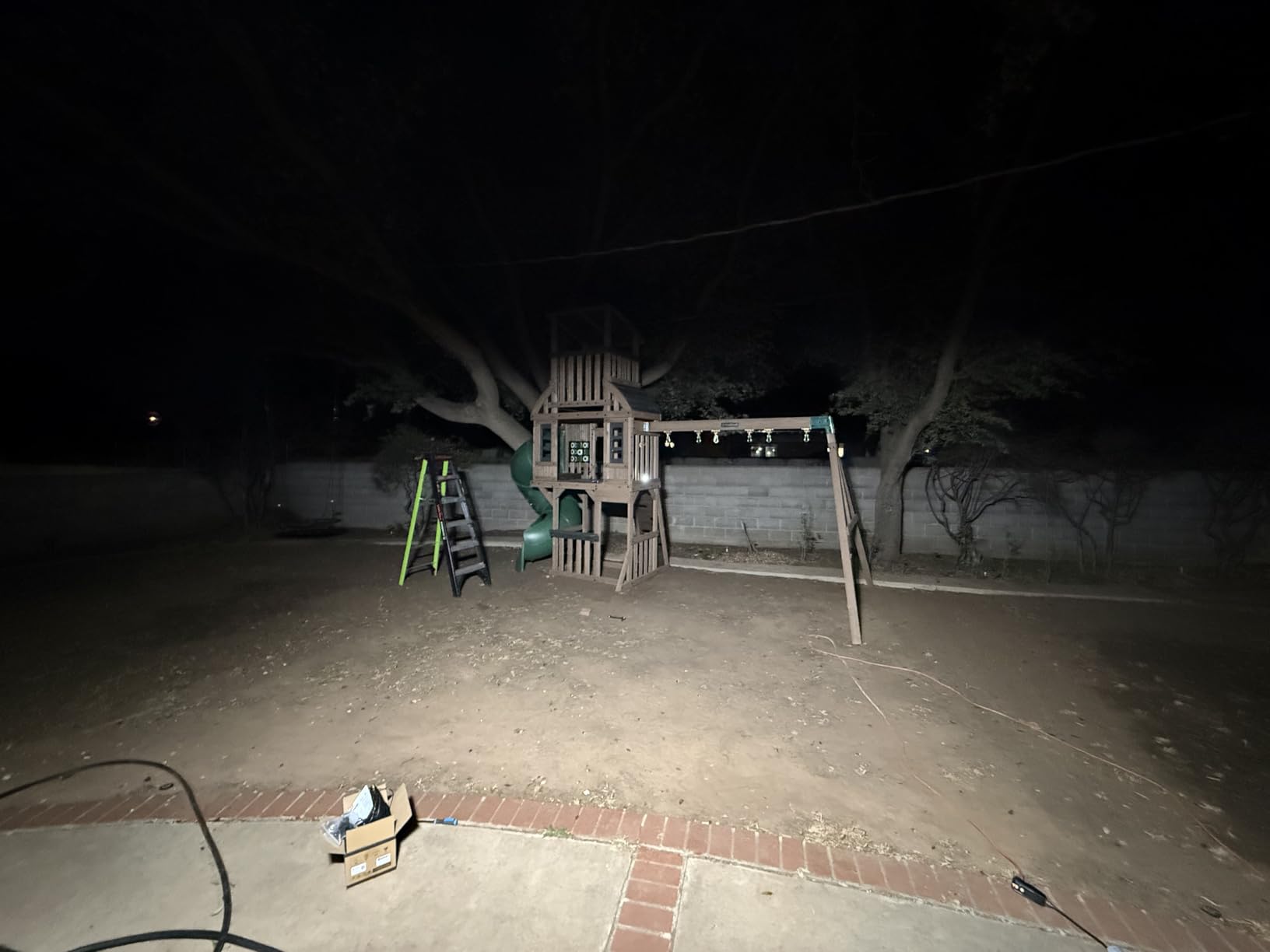 LUTEC 72W 7500LM LED Security Lights Motion Sensor Light Outdoor, 5000K Daylight, IP65 Waterproof, Dusk to Dawn, 3-Head Motion Detected Flood Light for Garage, Yard, Porch (Black) customer photo 2