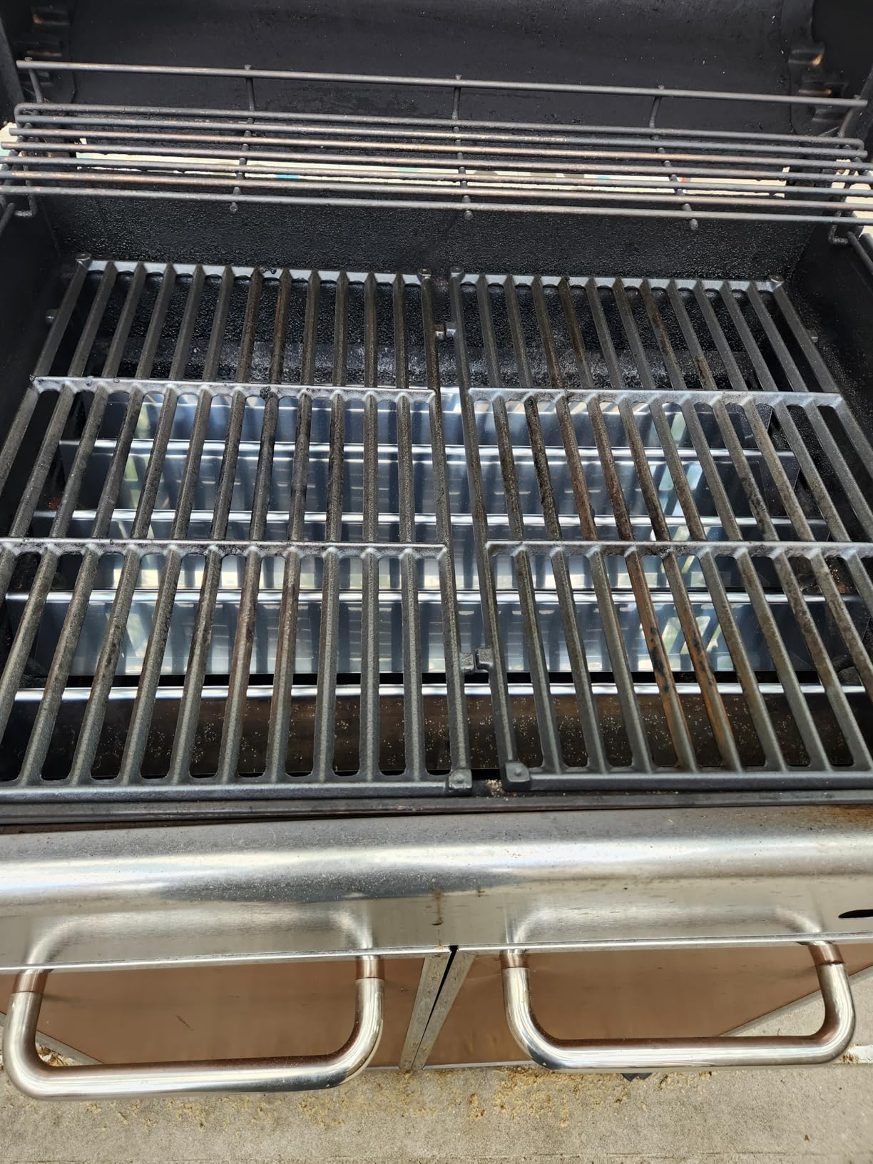 Leship 19.5 inch Cooking Grates Replace for Weber 7524, 7528, Weber Genesis 300 Series Genesis E310 E320 E330 S310 S320 S330 EP310 EP320 EP330 Grills, Cast Iron Grill Grates (19.5