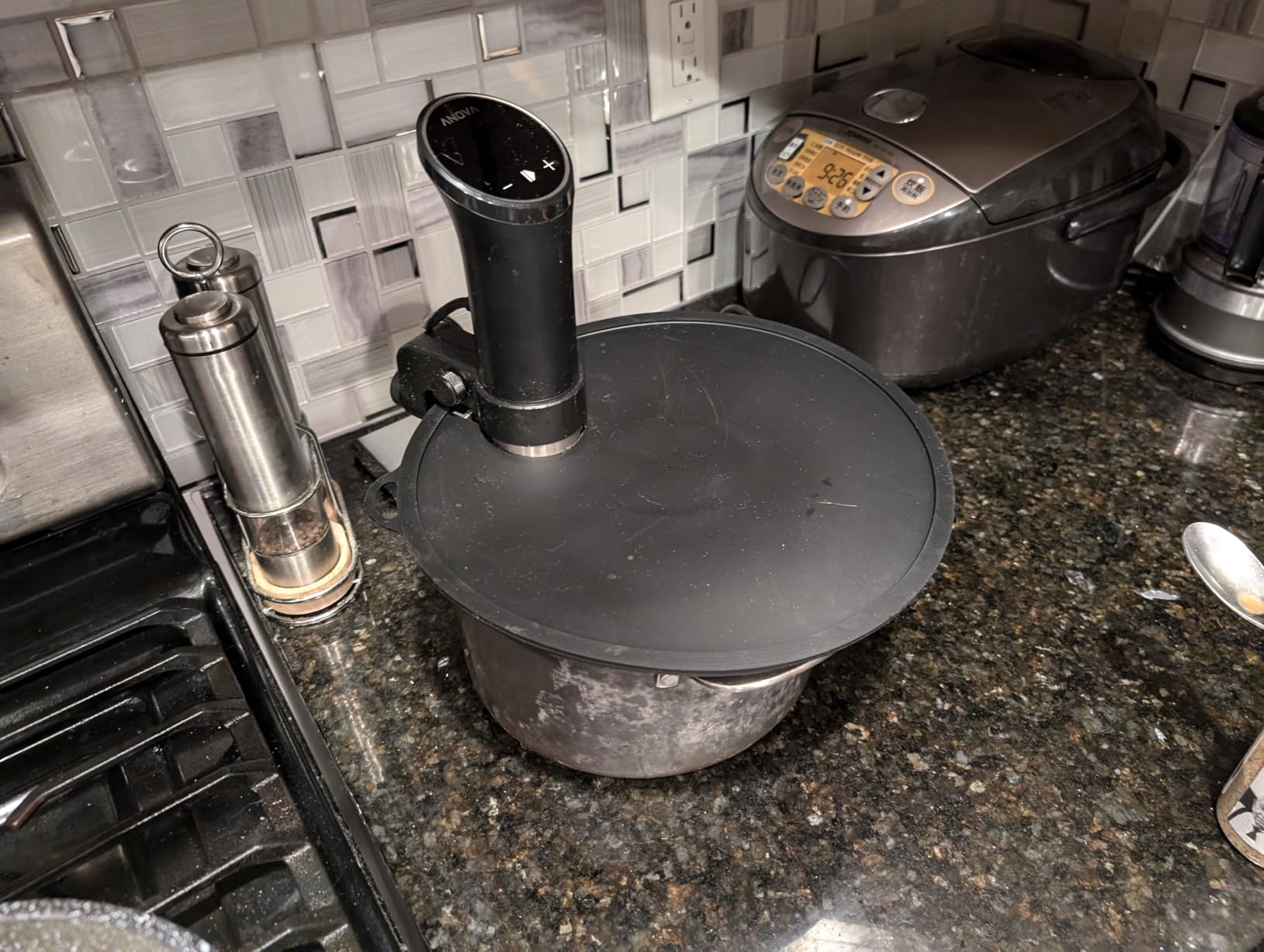 Sous Vide Precision Cooker Silicone Lids, Fits up to 11 pot, Compatible with Anova/Joule/Inkbird Culinary Sous Vide Precision Cookers, Prevent Water Evaporation and Retain Flavor (Black) customer photo 1