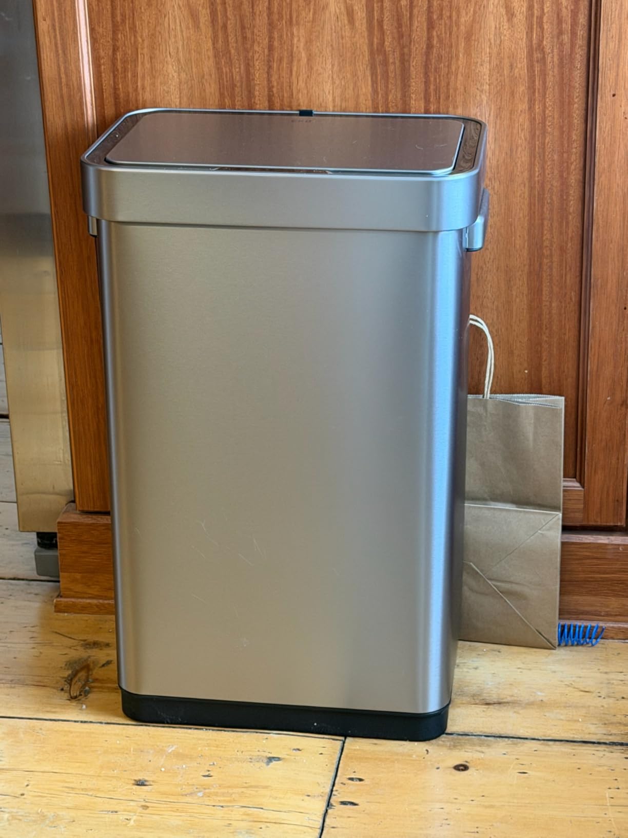 EKO Deluxe Mirage-T 50 Liter / 13.2 Gallon Touchless Rectangular Motion Sensor Trash Can Matte Stainless Steel Finish customer photo 2