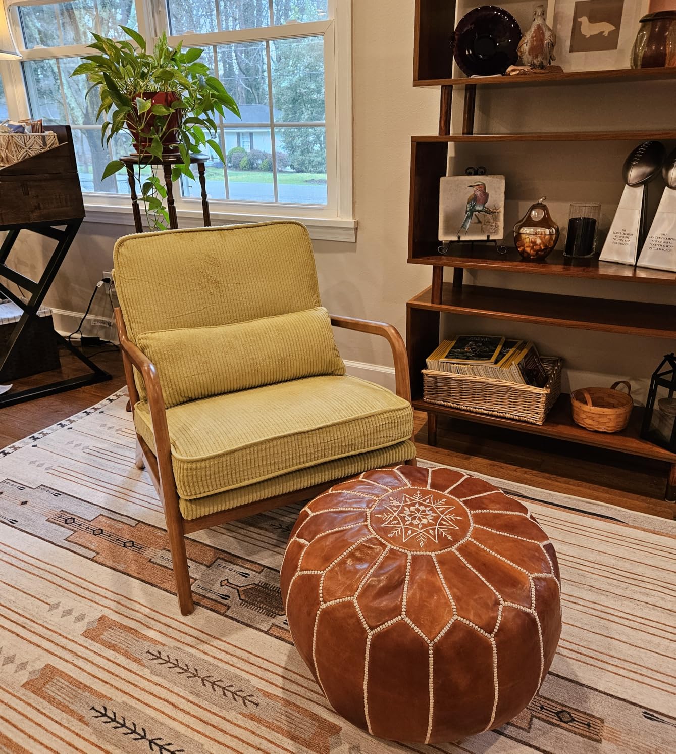 Karl home Accent Chair Mid-Century Modern Chair with Pillow Linen Fabric Upholstered Lounge Arm Chair with Solid Wood Frame & Soft Cushion for Living Room, Bedroom, Balcony, Beige customer photo 2