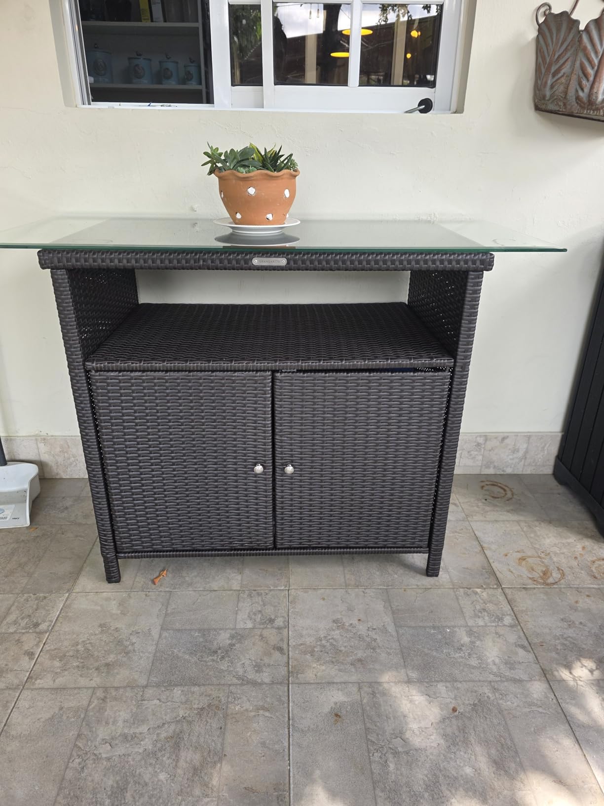Grand patio Wicker Storage Cabinet Outdoor Waterproof Buffet Cabinet Patio Bar Table with Two Doors and Shelves Wicker Sideboard for Garden Kitchen Pool Dark Brown customer photo 1