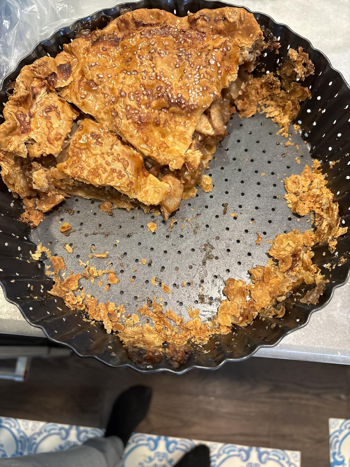 Quiche Lorraine Deep Dish Pie Pan - 9.44 inch Tart Pans with Removable Bottoms - Apple Pie Pan - 9.44 inch Tarte Tatin Pan - Deep Dish Pie Crust - Quiche Baking Dish customer photo 1
