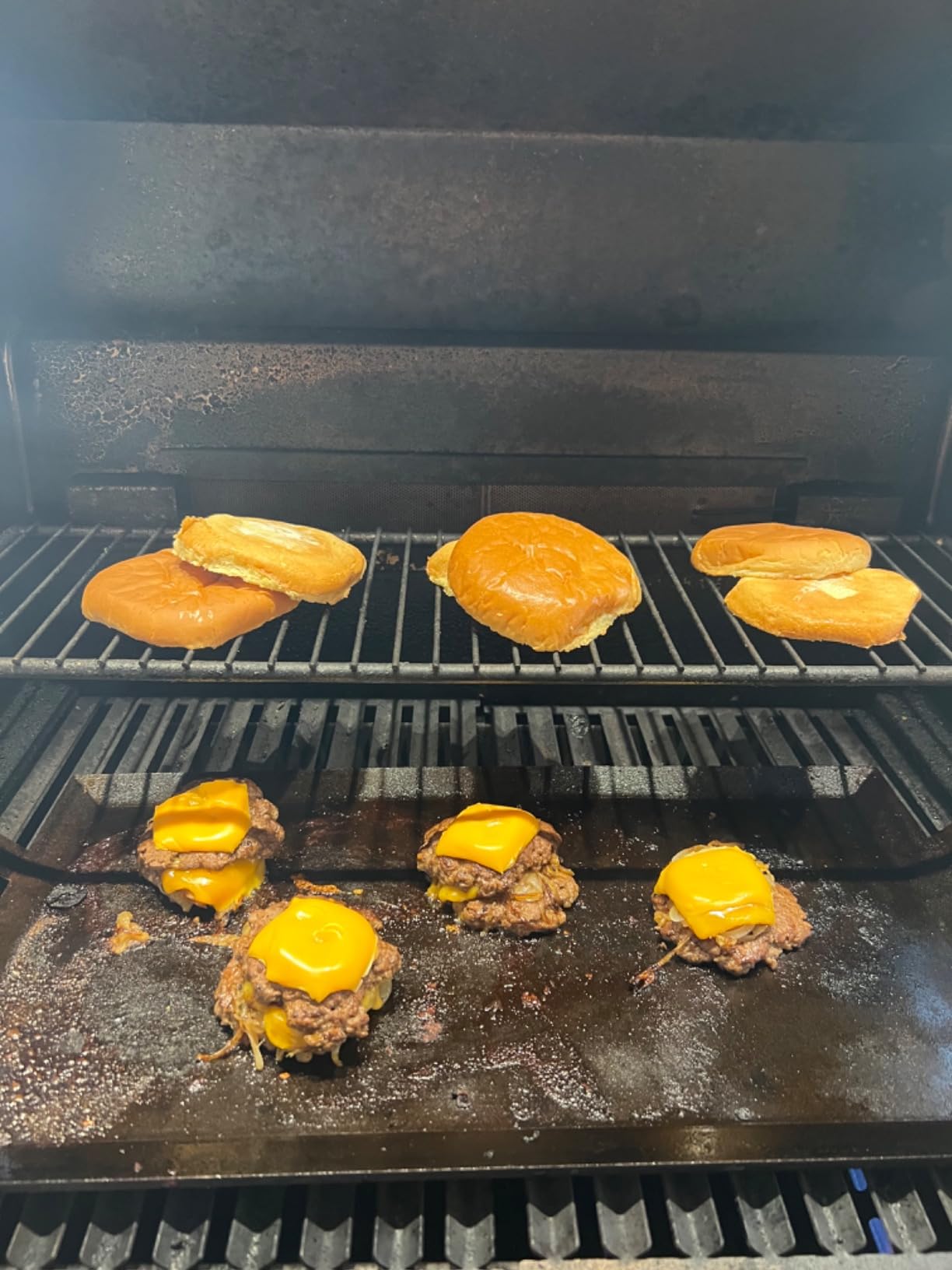 Cookware | Carbon Steel Griddle - (Like Cast Iron, but Better) | Professional Cookware | Crafted in Sweden | Induction Compatible customer photo 1