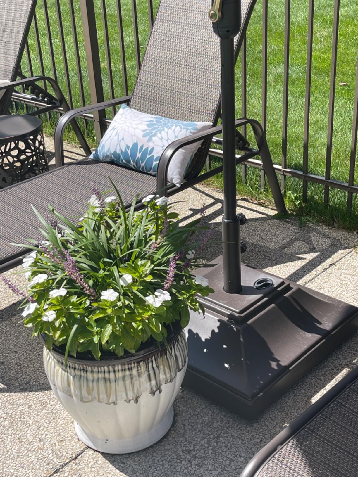 Best Choice Products Fillable Mobile Umbrella Base, Heavy Duty Base, Square Tiered Market Stand for Patio, Deck, Outdoor w/ 4 Wheels, 2 Locks, 2 Knobs, 120lb Capacity - Black customer photo 2